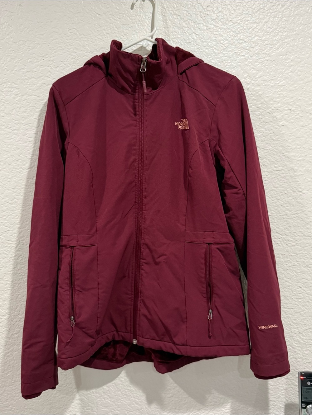 The North Face Women’s Maroon Jacket size large burgundy shelbe raschel
